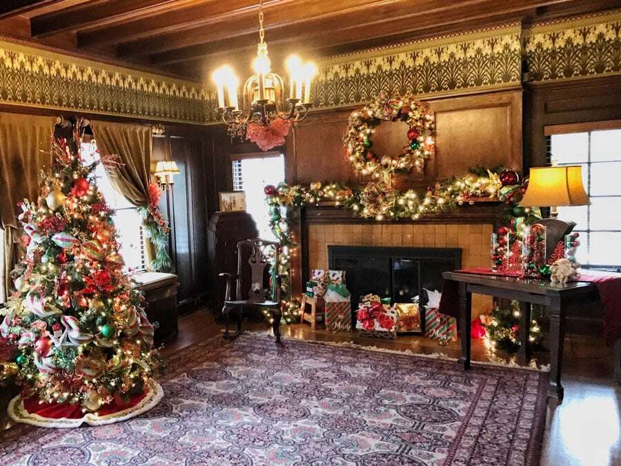 Unique Holiday Party Venues Near Oak Park