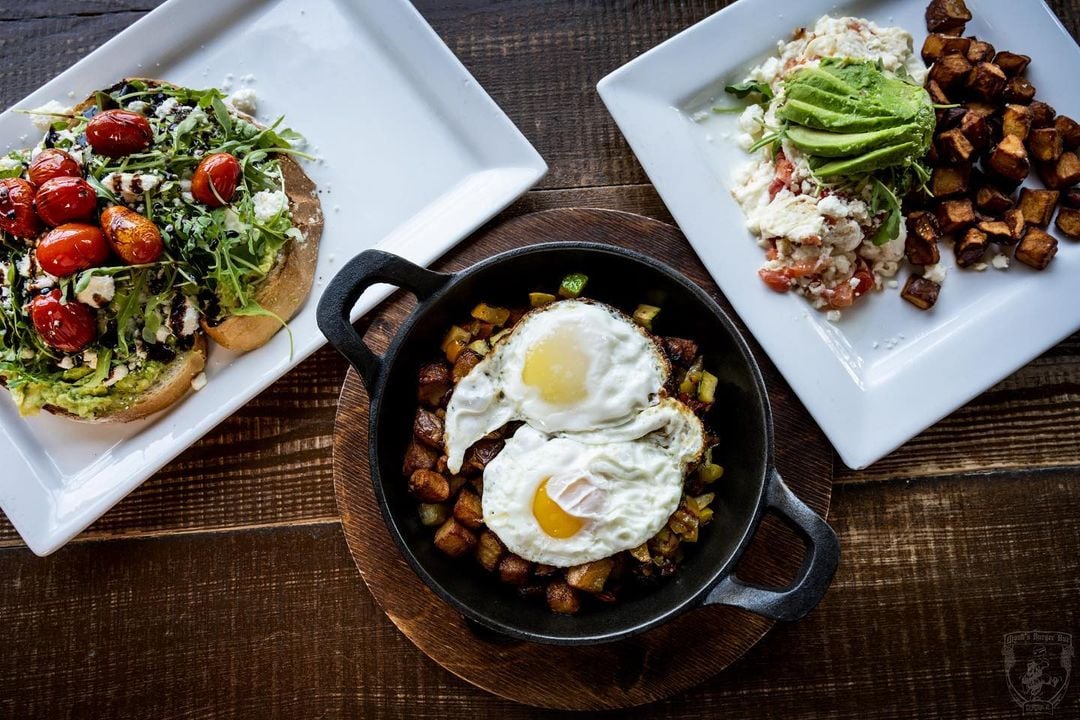 17 Must-Try Brunch Spots Near Oak Park